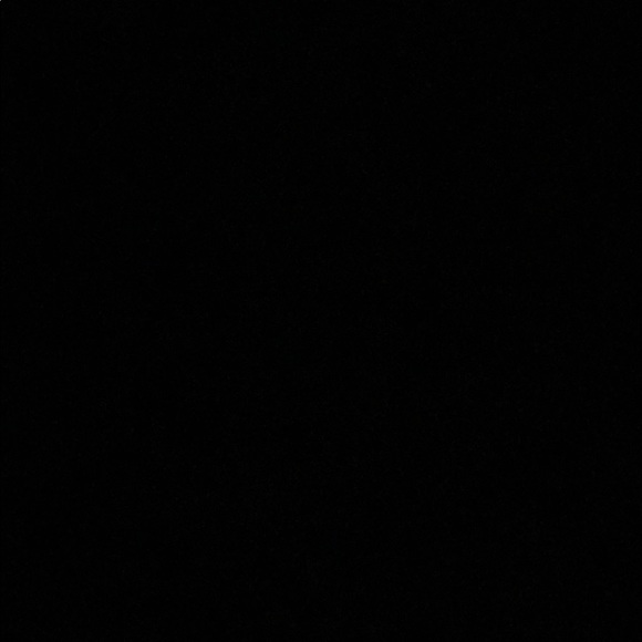 Meet your Posher, Andrea - Picture 1 of 1